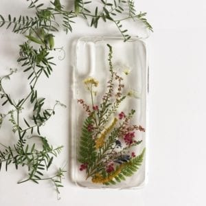 Dried real flowers phone cover